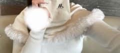 オフショルダー ファー付きニット ホワイトのサムネイル