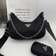 美品 PRADA ノベルティ ショルダーバッグ O2 - メルカリ