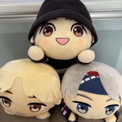 BTS　TinyTAN　メガジャンボ寝そべりぬいぐるみのサムネイル