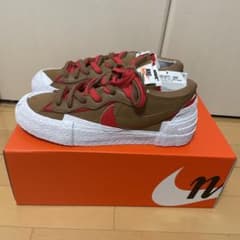 NIKE SACAI BLAZER LOWのサムネイル