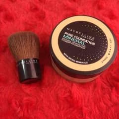 MAYBELLINE メイベリン ファンデーションのサムネイル