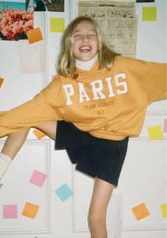 ZARA 今季　スウェットパーカーのサムネイル