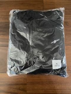 新品】BUMP OF CHICKEN ホームシック衛星 パーカー XL - メルカリ