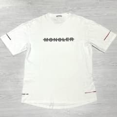 モンクレール Tシャツ プリント Mサイズ 3T1076 - メルカリ