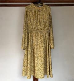 【美品！】花柄ワンピース ロングワンピースのサムネイル