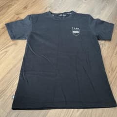 SY32 ブラック Tシャツのサムネイル