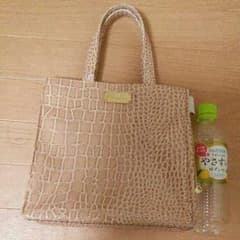 上品ピンクベージュ♡クロコダイル風トートのサムネイル
