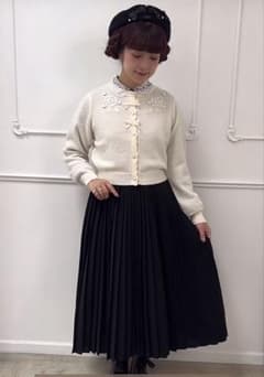 しまむら×青木美沙子さん　ニットカーディガンMサイズのサムネイル
