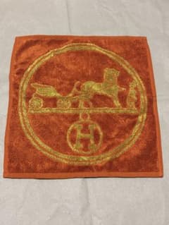 HERMÈS ハンドタオル オレンジ 未使用保管品カレジャガードエクス