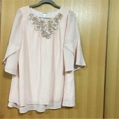 まい様専用♡ ローズティアラのチュニックブラウスのサムネイル