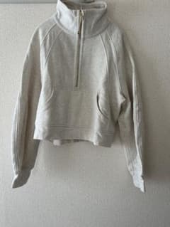 Lululemon ハーフジップ クロップドスウェット M/L グレーベージュ Lululemon ハーフジップ クロップドスウェット M/L グレー - メルカリ