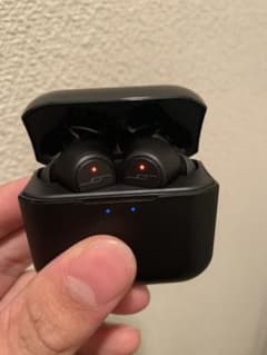 ワイヤレスイヤホンのサムネイル