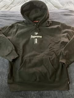 サトタカ　様専用supreme クロスロゴ　パーカー　Mサイズのサムネイル
