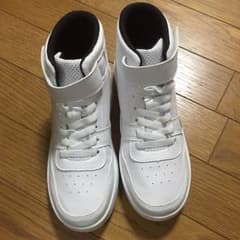 ☆新品☆ H&M 22.5cm  ハイカットシューズのサムネイル