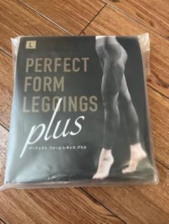 パーフェクトフォームレギンス & トップス リントスル Rintosull L パーフェクトフォームレギンス & トップス リントスル Rintosull