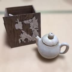 骨董品】中国古代 唐 白磁水注 - メルカリ