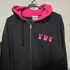 名取さな ジップアップパーカー ブラックのサムネイル
