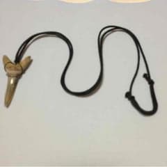 ★ ネックレス サメの牙のサムネイル
