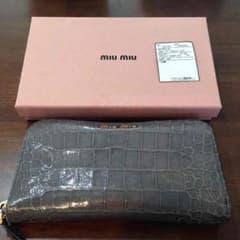 miumiu長財布のサムネイル