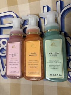 White Barn 泡ハンドソープ 3本セットのサムネイル