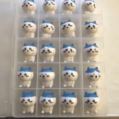 ハチワレのサムネイル