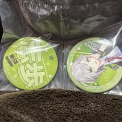 セガラッキーくじ日野森志歩缶バッジのサムネイル