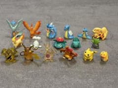 ポケットモンスター　鉛筆キャップ　ミニフィギュア 17体 まとめ売りのサムネイル