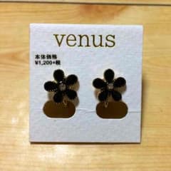 イヤリング 花のサムネイル