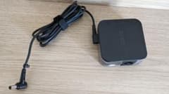 ASUS充電ケーブル ADP-65GD Bのサムネイル