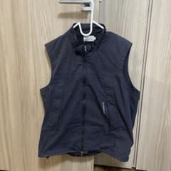 BUTTBILL ベスト ブラック Mサイズ　春夏秋のサムネイル
