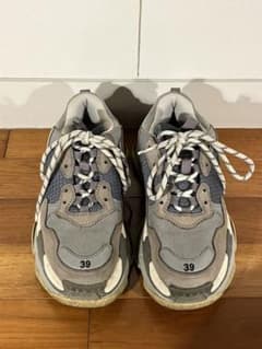 【39】Balenciaga triple s バレンシアガ トリプルエスのサムネイル