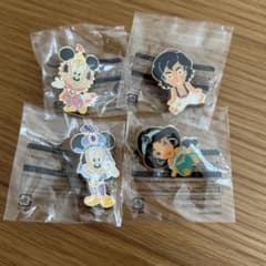 ピンバッジのサムネイル
