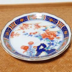 有田焼 大喜陶苑 染錦金彩古伊万里 小皿 - メルカリ