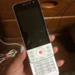 激安！ドコモガラケーのサムネイル
