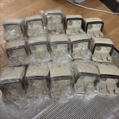 JIMBO 抜け止めコンセント JW-B-9GCE 15個セットのサムネイル