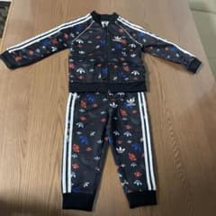 まゆ様専用　adidas ジャージ　セットアップのサムネイル