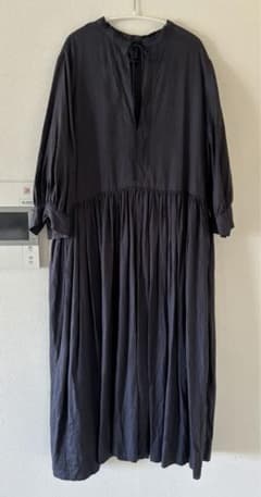 MARTAU. マルト　リネン ワンピース MARTAU マルト リネンワンピース ネイビー - メルカリ