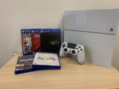 PS4 本体　ソフト1点セットのサムネイル