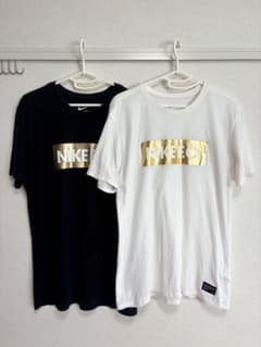 NIKE F.C. ゴールドロゴ Tシャツ M 白黒2枚セットのサムネイル