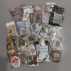 コラージュ素材セット♡ 1万300点以上 まとめ売り オマケ大量 コラージュ素材 大量まとめ売り 750点以上⭐︎おすそ分け ジャンク