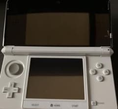 ニンテンドー3DS アイスホワイト　本体　充電器　タッチペン　説明書のサムネイル