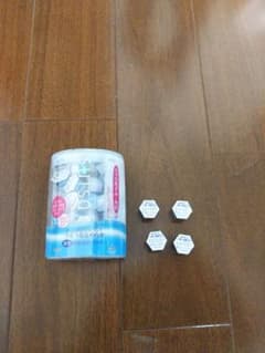 新品　酵素洗顔パウダー　suisai　おまけ付のサムネイル