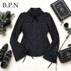 専用　B.P.N 編み上げ レースアップ ゴシックブラウス ビッグカラー 専用 B.P.N 編み上げ レースアップ ゴシックブラウス ビッグカラー