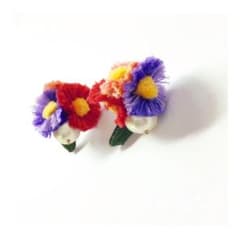[Autumn daisy] イヤリングピアス 立体刺繍　［受注制作］のサムネイル