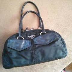 難有り！PRADAのバッグのサムネイル