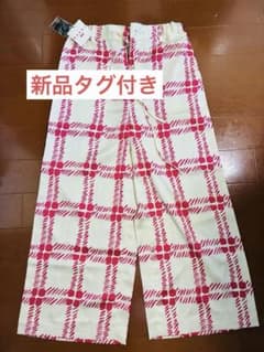 新品　Mサイズ UNIQLO MARNIドレープイージーワイドストレートパンツのサムネイル