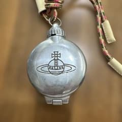 美品‼️Vivienne Westwood オーブ 携帯灰皿のサムネイル
