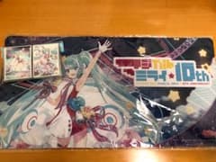 マジカルミライ 10th デスクマットA キャラクタースリーブAセットのサムネイル