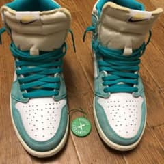 NIKE エアジョーダン1 OG ターボグリーンのサムネイル