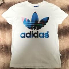 adidas Tシャツのサムネイル